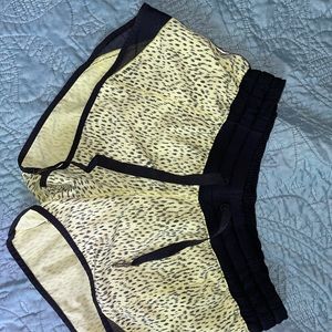 Lulu lemon shorts